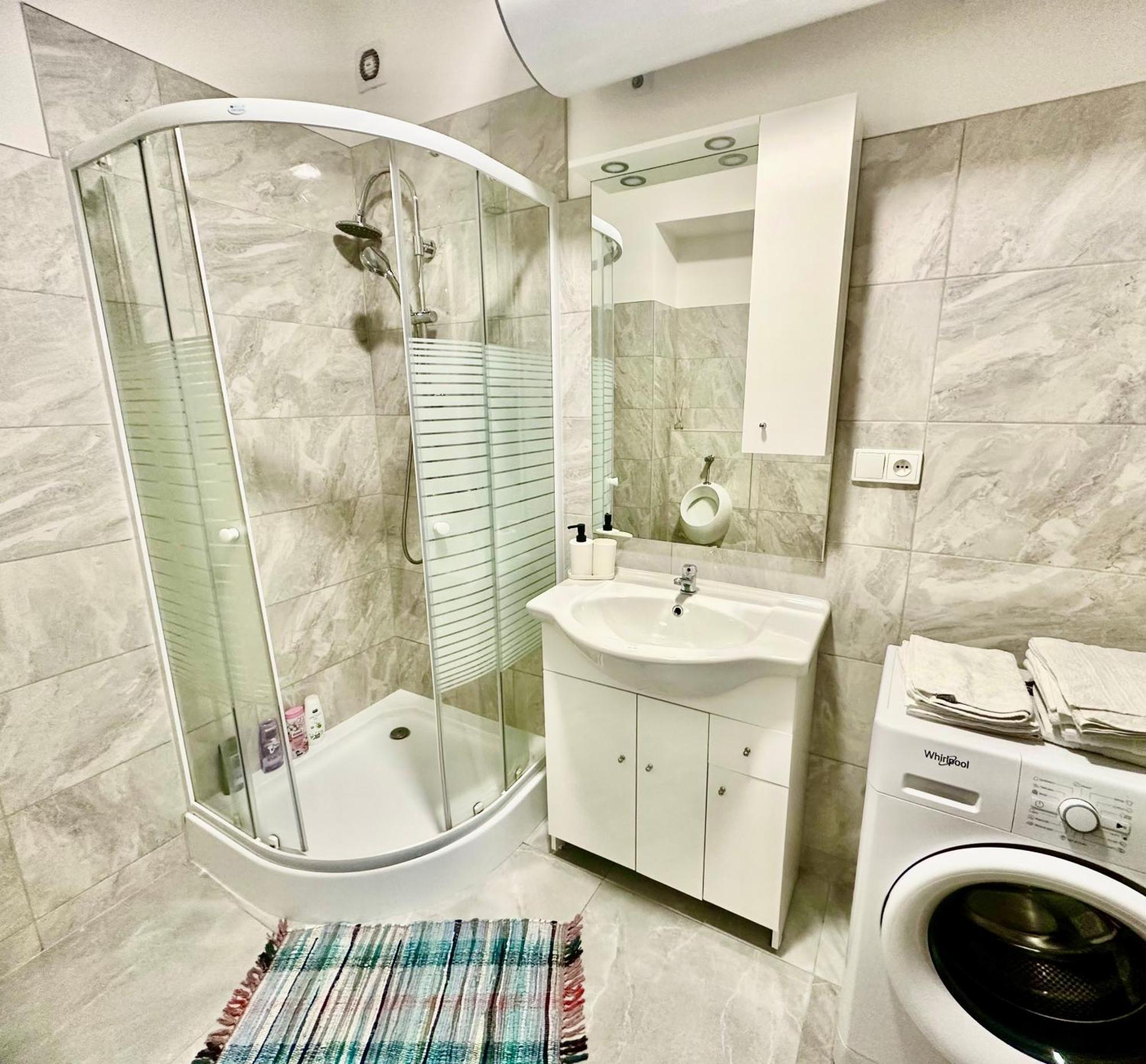 Apartment Th Karlsbad Eksteriør billede