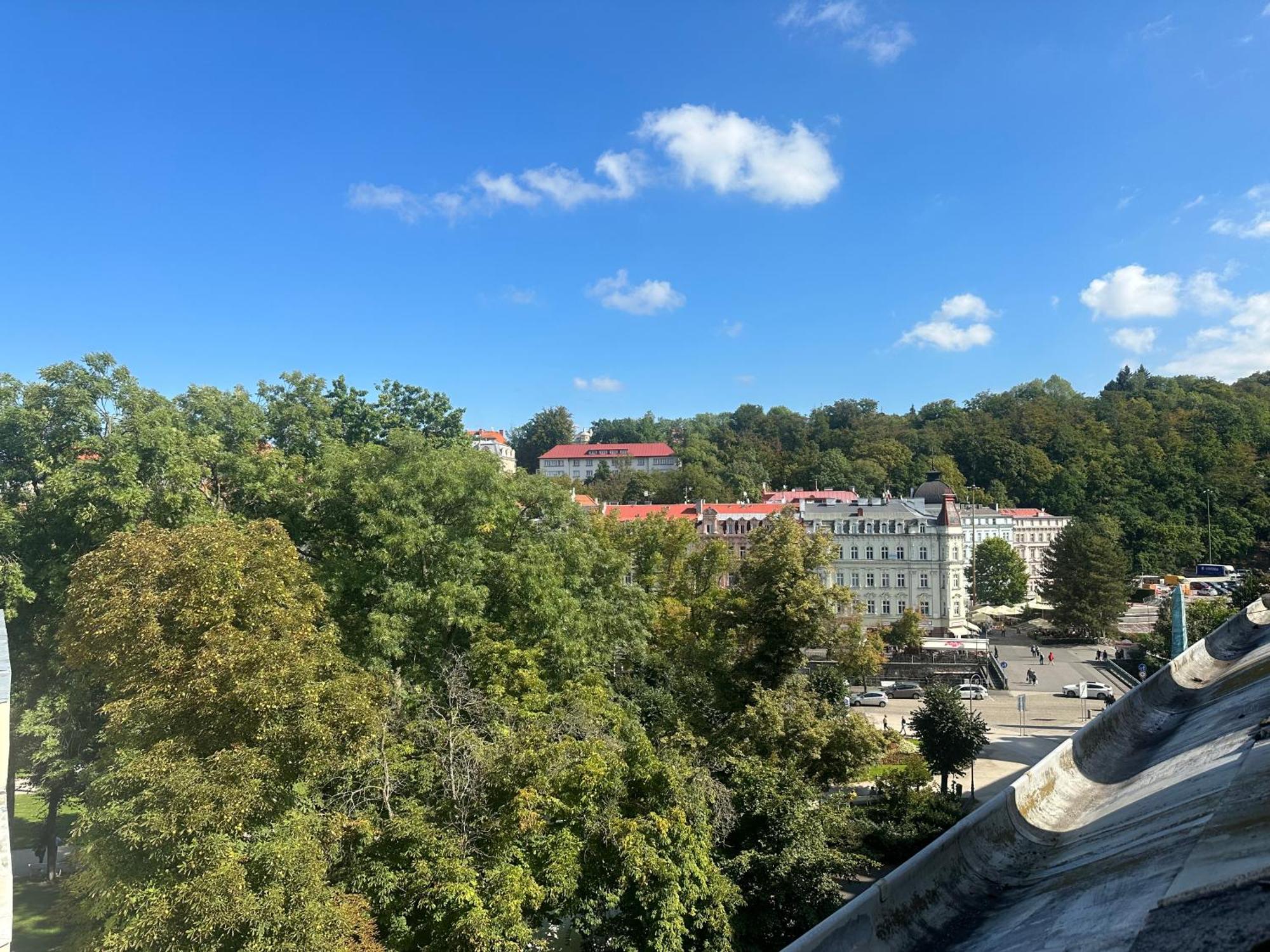 Apartment Th Karlsbad Eksteriør billede